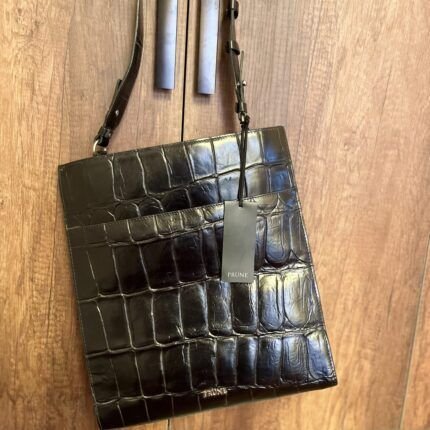 Cartera de cuero grabado PRUNE