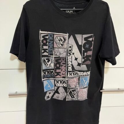 Polo color negro. Marca: DunkelVolk Talla: S