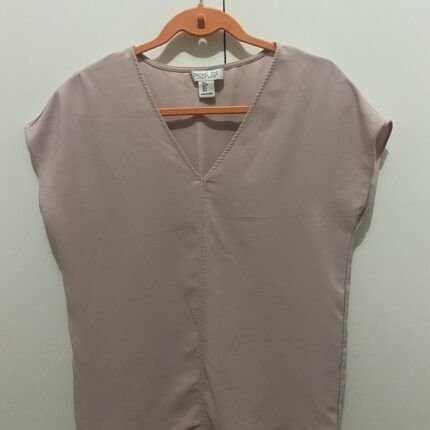 Blusa color beigh de gasita, talla S hasta una M pequeña