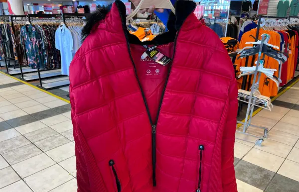 Diferencias entre casacas acolchadas hombre y otros tipos de casacas