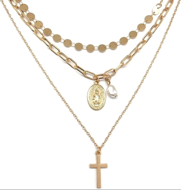 15. Collar multicapa o layered necklace