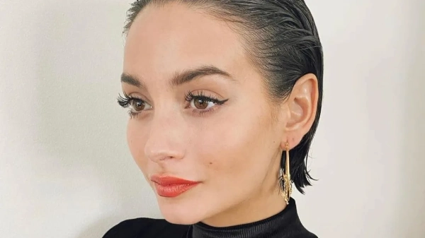 17. El “wet hair look”