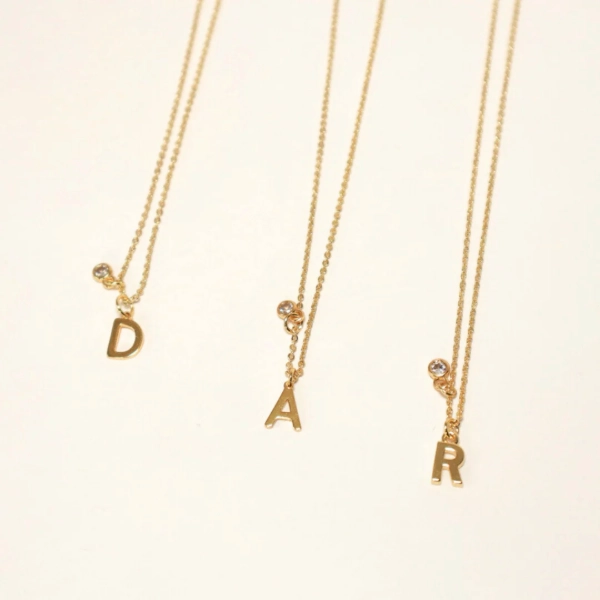 20. Collar personalizado