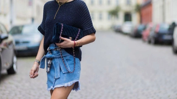 3. Mini faldas de denim