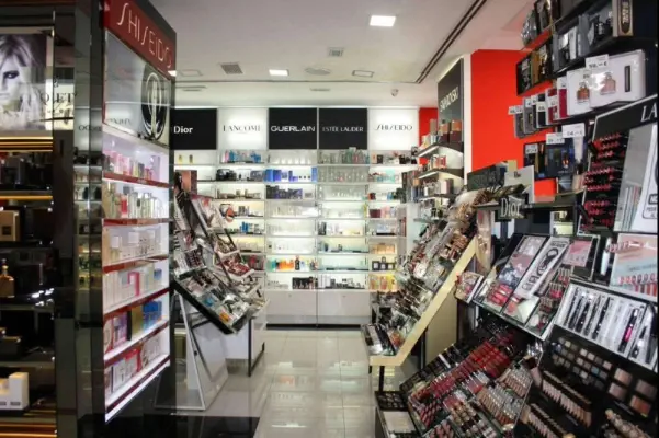 Top 50 nombres modernos en inglés para perfumerías en 2026