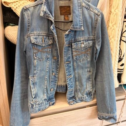 Casaca de jean Aeropostale talla S