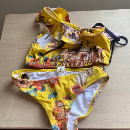 Ropa de baño agua clara talla 8