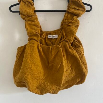 Top niña marca Zara