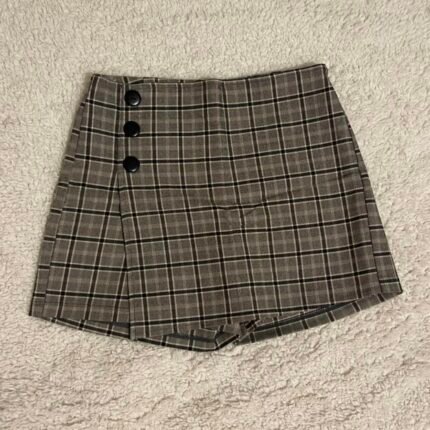 Falda short a cuadros