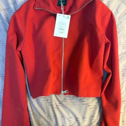 Casaca marca pull and bear NUEVA talla S