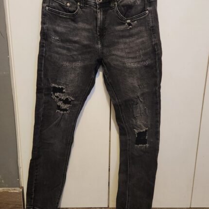 Remato Jean negro mossimo